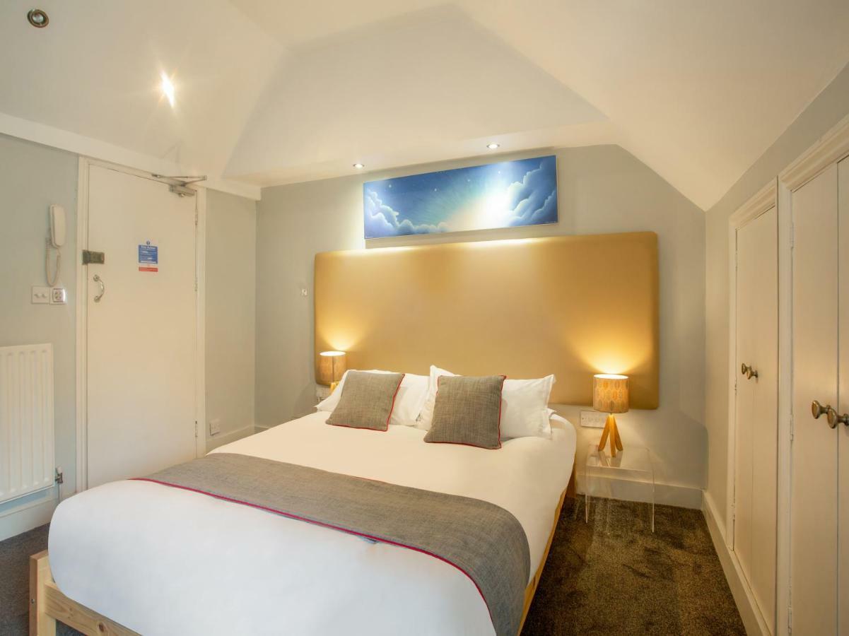 Oyo Lifestyle Hotel Sea Breeze برايتون المظهر الخارجي الصورة